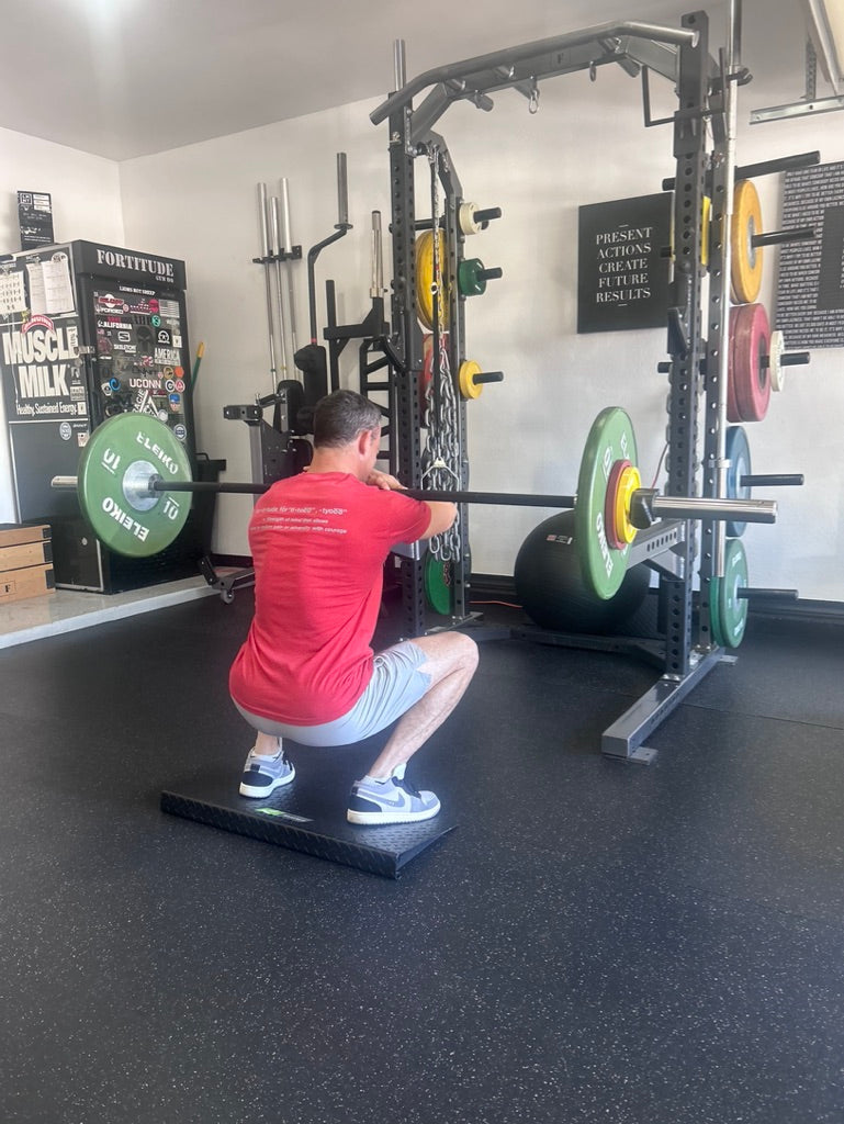 Former New York Jets Strength Coach Sal Alosi personal training athletes at Gym HQ in Chandler Arizona